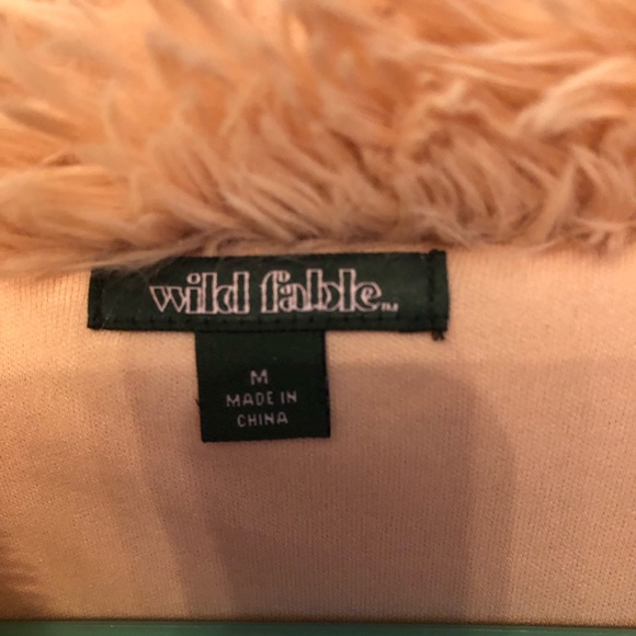 Fuzzy jacket - Picture 2 of 3